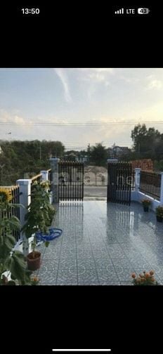 Áp lực tài chính cần bán căn nhà tâm huyết thị trấn Tân Thành - 543 m2