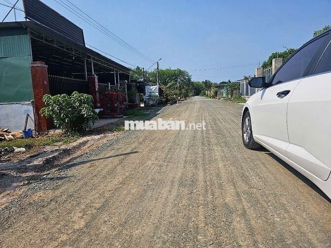 1724m2 đường nhựa, trung tâm Dương Minh Châu. 1,7 tỷ