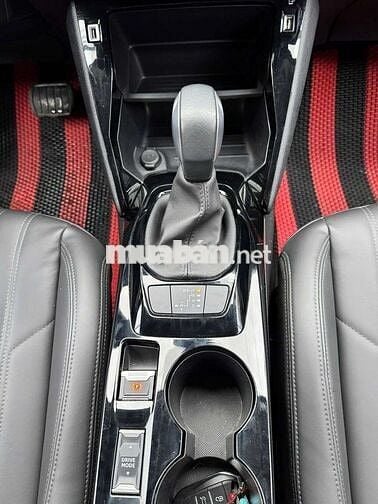 Peugeot 2022 GT Line 1.2 Turbo, màu cam, 57.000 km