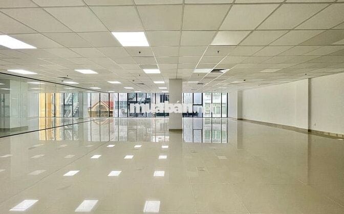 Văn Phòng Mới Đẹp, Đường Phổ Quang, Diện Tích 96m2 ~ 386m2 Giá 32,8tr