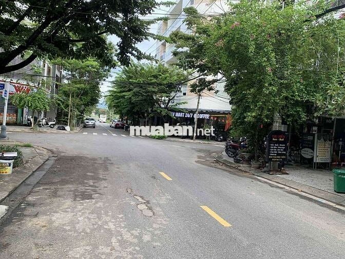 Cần bán nhà Mặt tiền Hàm Tử gần khu pháo hoa.