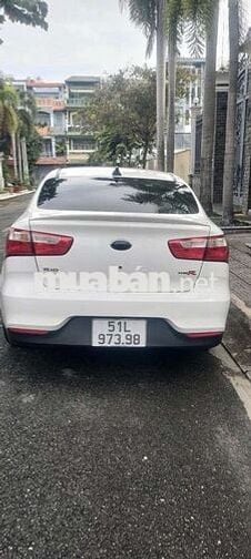 Kia Rio Sedan 2016 số sàn, màu trắng