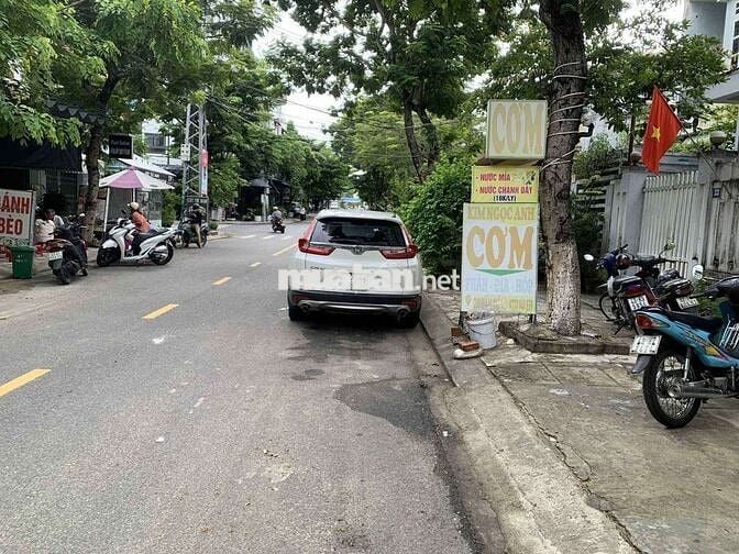 Cần bán nhà Mặt tiền Hàm Tử gần khu pháo hoa.