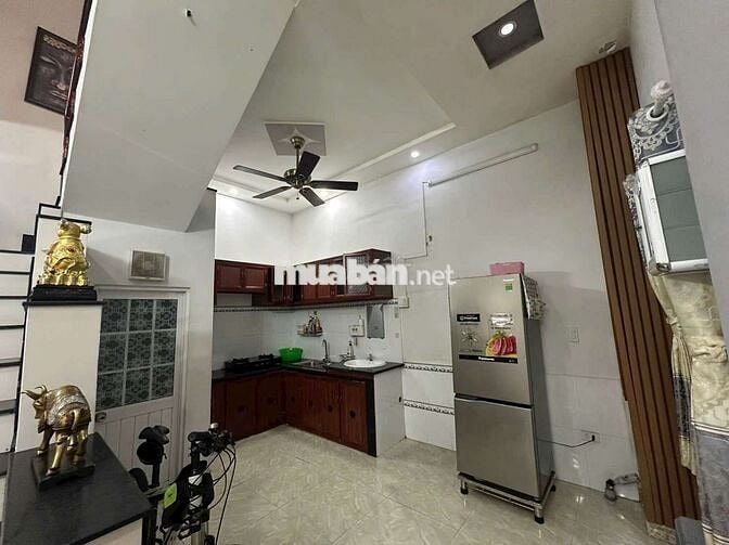 Nhà 1 trệt 1 lầu full nội thất đầy đủ Bình Thành BHH B bình tân