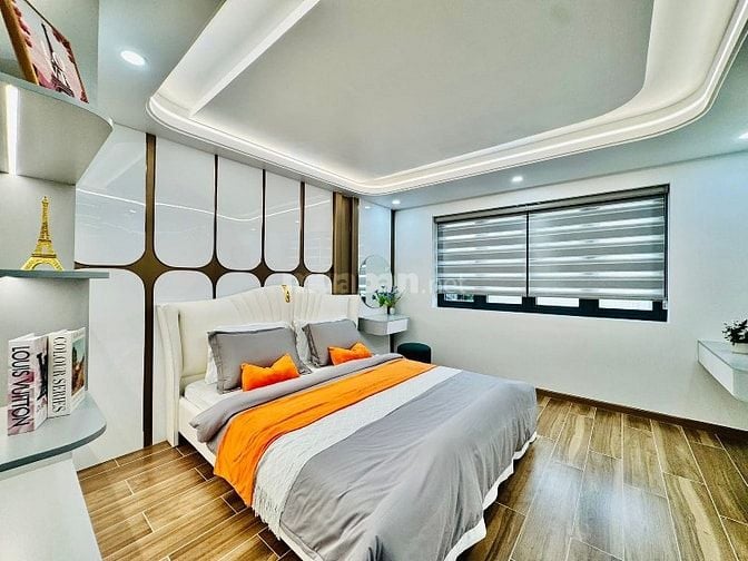 ⭐️Siêu phẩm 4 Lầu THANG MÁY tuyệt đẹp Cao cấp hẻm XH Nguyễn Văn Khối