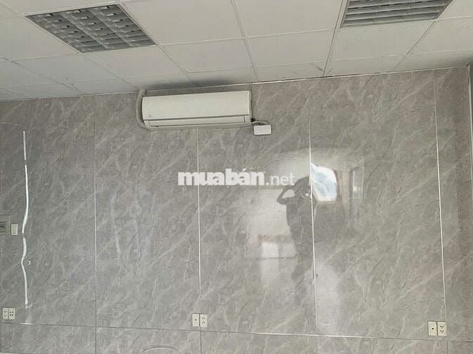 Cho thuê văn phòng đường Cộng Hòa, dt 165m²