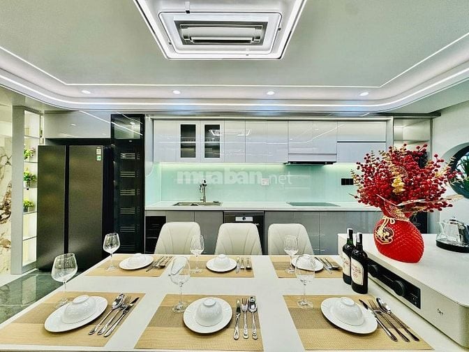 ⭐️Siêu phẩm 4 Lầu THANG MÁY tuyệt đẹp Cao cấp hẻm XH Nguyễn Văn Khối