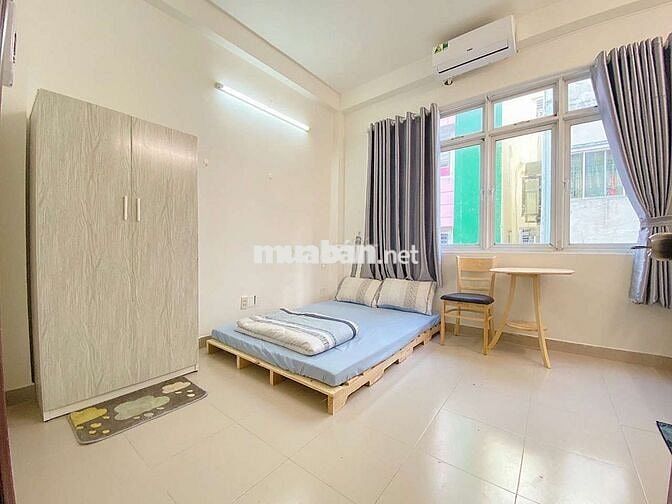 ✅️ Phòng trọ phố Phan Xích Long cửa sổ trời 30m2 Satra Eximland