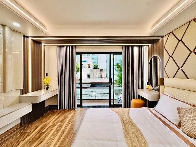 ⭐️Siêu phẩm 4 Lầu THANG MÁY tuyệt đẹp Cao cấp hẻm XH Nguyễn Văn Khối