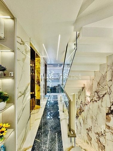 ⭐️Siêu phẩm 4 Lầu THANG MÁY tuyệt đẹp Cao cấp hẻm XH Nguyễn Văn Khối