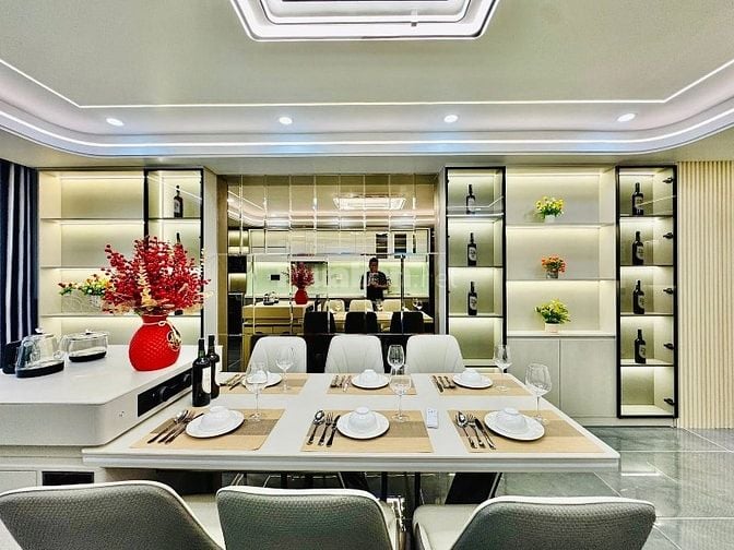 ⭐️Siêu phẩm 4 Lầu THANG MÁY tuyệt đẹp Cao cấp hẻm XH Nguyễn Văn Khối