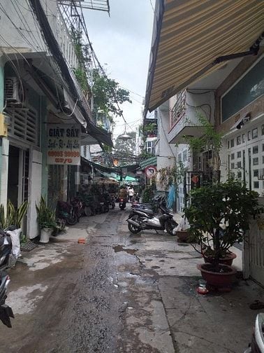 Bán nhà hẻm 57/ Hồ Thị Kỉ p1q10