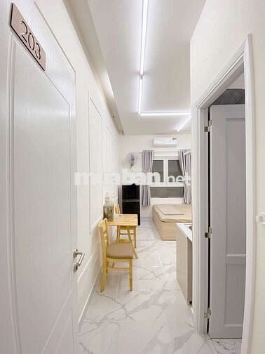 ✅️ Phòng trọ phố Phan Xích Long cửa sổ trời 30m2 Satra Eximland