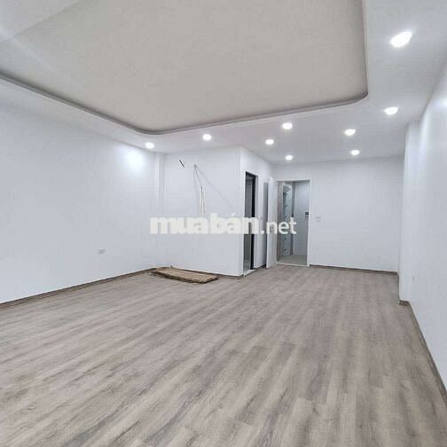 Bán nhà Phố Trạm 62m , 2 ô tô vào nhà, 6 tầng thang máy gần TTTM Aeon Bán nhà Phố Trạm 62m , 2 ô tô vào nhà, 6 tầng thang máy gần TTTM Aeon