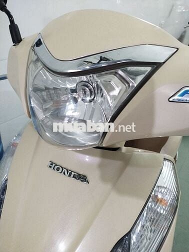 Lead hảng honda can ban