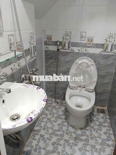 Cho thuê nhà mặt tiền văn thân quận 6 tiện kinh doanh