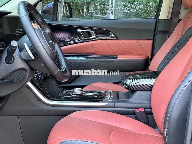 Kia Carnival 2022 Signature 2.2D - 45000 km