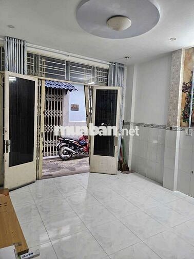 Nhà 5x8m lầu 2pn 2vs. Đường số 51 phạm văn chiêu p14 gv