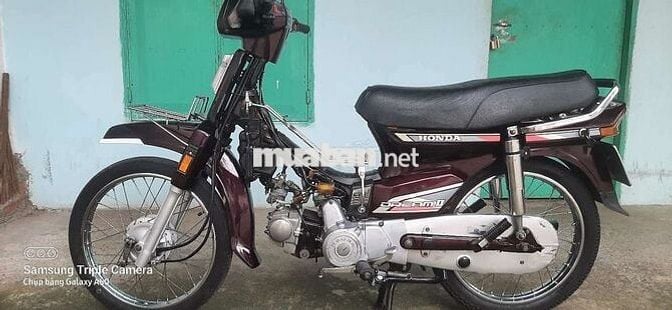 Xe máy Honda Dream Thái Lan 1994 màu đỏ đô