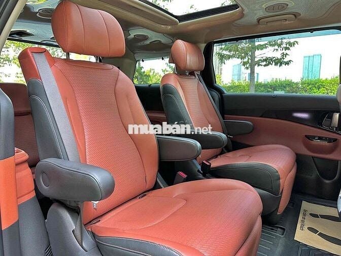 Kia Carnival 2022 Signature 2.2D - 45000 km