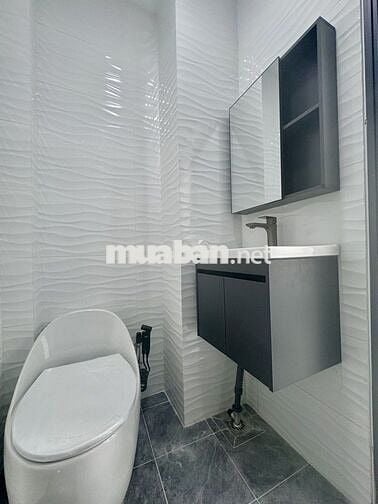 Bán Nhà 3 Tầng - Đầm Sen - Tân Phú - HXH - Ở Ngay - Chỉ 2.99 Tỉ