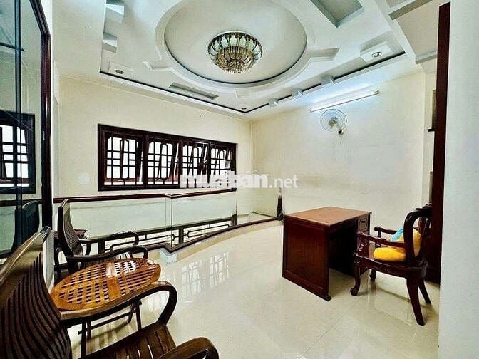 Cho thuê nhà nguyên căn 16/57 Nguyễn Thiện Thuật quận 3