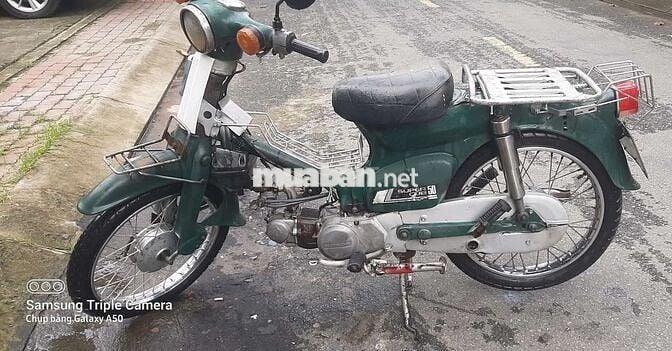 Xe máy Honda Cub 86 màu xanh 50cc