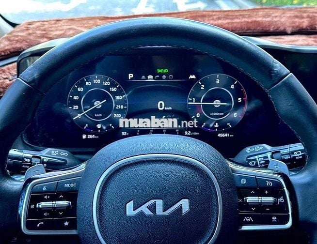 Kia Carnival 2022 Signature 2.2D - 45000 km