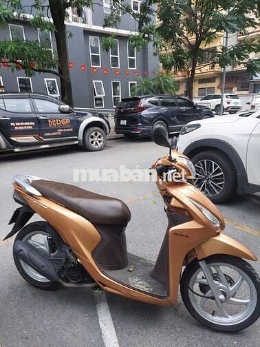 Bán xe Vision mầu đồng chính chủ cực đẹp