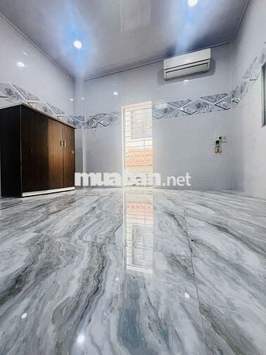 Nhà phù hợp gia đình nhỏ đi làm đi học, ngay trung tâm quận 1