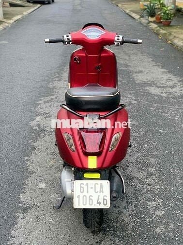 🛑Vespa Sprint Bản Màu Đỏ Nhám Viền Đen Len Ken 95%