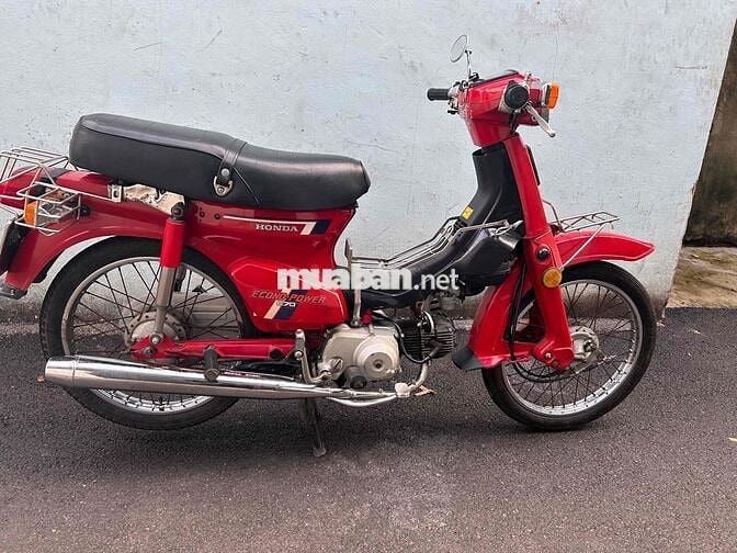 DD đỏ 70, sơn zin máy móc êm nhẹ.