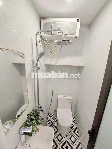 TẬP THỂ TẦNG 3 PHỐ 8/3 – TRUNG TÂM HAI BÀ – CỰC HIẾM NHÀ BÁN