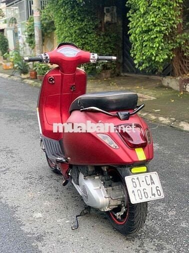 🛑Vespa Sprint Bản Màu Đỏ Nhám Viền Đen Len Ken 95%