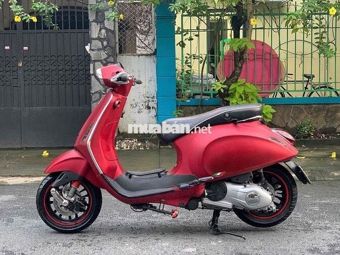 🛑Vespa Sprint Bản Màu Đỏ Nhám Viền Đen Len Ken 95%
