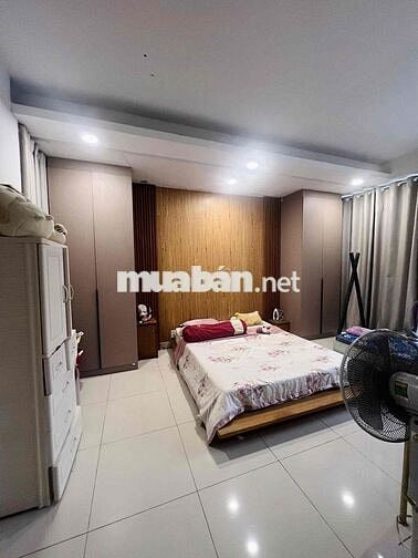 Cho Thuê Nhà 4 Tầng Nguyên Căn Khu Víp Bên Sông Hiệp Bình Chánh Ggmall