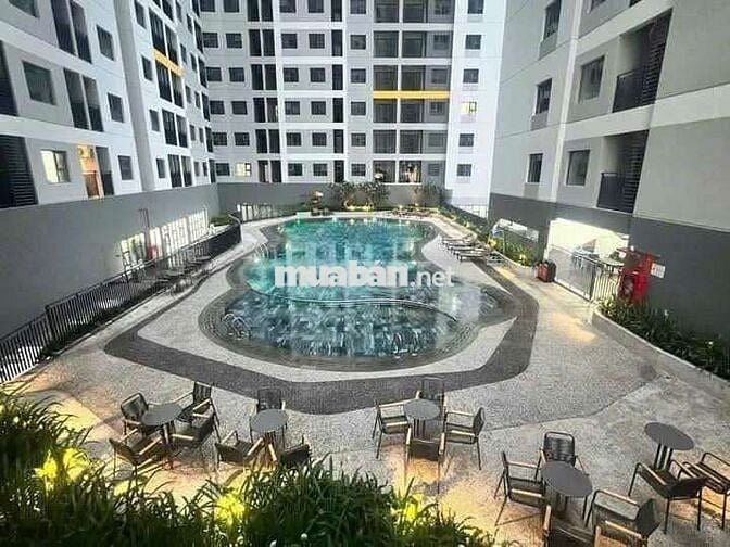 (7674) legacy central, 39,1 m2 , bao sổ hồng: 1,450 tỷ. Nhận ký gửi