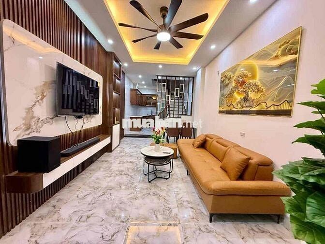 Nhà phố Trần Khát Chân 37m² x 5 tầng – full nội thất sổ đỏ chính chủ