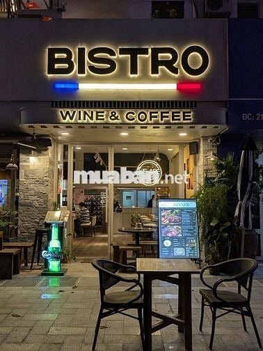 Đối diện McDonald’s – Mặt tiền Trần Hưng Đạo, Quận 1, ngang 8m hiếm có