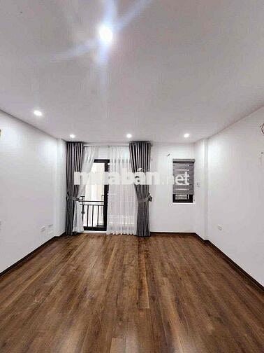 Bán Nhà Đẹp Mới Dưới 7 Tỷ 52m² 5 Tầng Cách Cầu Vĩnh Tuy Vài Bước Chân Bán Nhà Đẹp Mới Dưới 7 Tỷ 52m² 5 Tầng Cách Cầu Vĩnh Tuy Vài Bước Chân