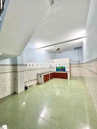 Nhà Hẻm Lê Văn Quới (4x19m) 1 Lầu 2 Phòng - Hẻm Xe Tải