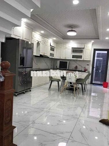 nhà 5 tầng Full Nội Thất vó 5 phòng ngủ 5wc sân thượng, đường số 8