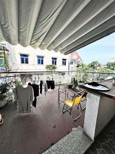 Nhà đẹp ở ngay.3tầng.DT:4,5×18.4PN.sát Aoen Tân Phú.Hẻm 7m.Mua có lời