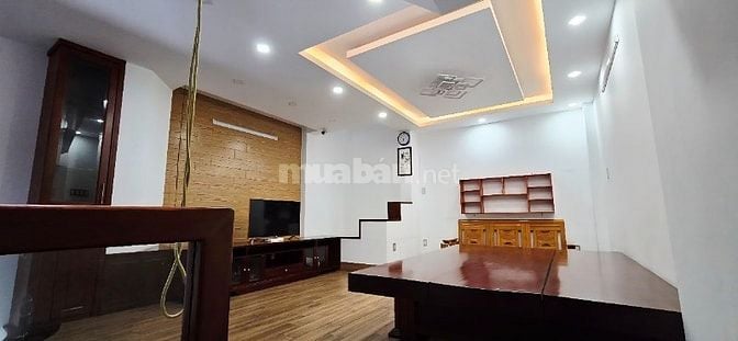 Cho thuê nhà nguyên căn MT quận 12