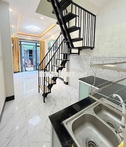 Nhà lầu 2 phòng 2 máy lạnh hẻm Phan Đình Phùng