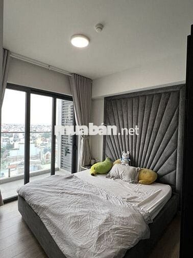 Căn hộ Emerald 71m² (2PN), 15Tr, Full Nội Thất, View CV, Sát Aeon