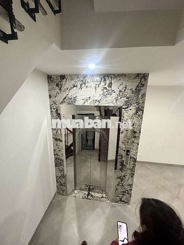 Bán nhà 6 tầng Ngọc Thuỵ,Gara ôtô, thang máy,DT 41m, Giá chỉ 11 tỷ Bán nhà 6 tầng Ngọc Thuỵ,Gara ôtô, thang máy,DT 41m, Giá chỉ 11 tỷ