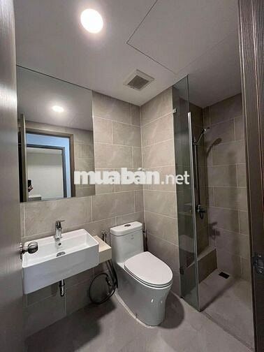 Cho thuê 6.5tr căn 2PN 2WC nội thất cơ bản cc West Gate