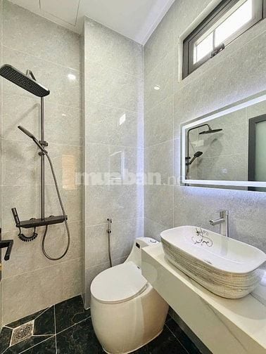 Ngay Nguyễn Đình Chính 70m2 giá 5ty970 HXH SHR kvuc đầy đủ tiện ích