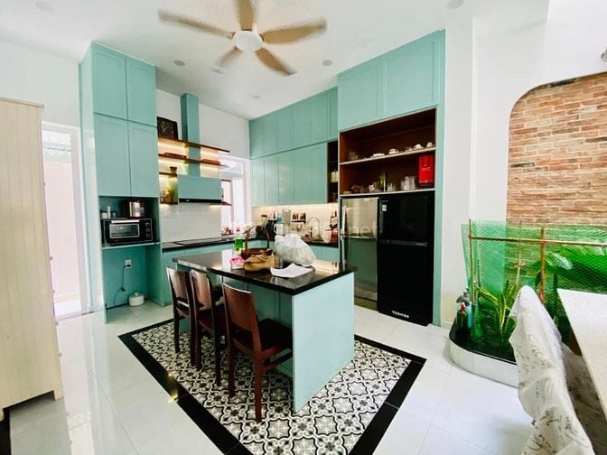 bán nhà khu víp cao cấp, nhà như BIỆT THỰ VILA VAO CÁP, DT 6M X 15,5M